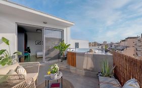 Topfloor Getaway Balcony&Hot Tub+Acropolis View
